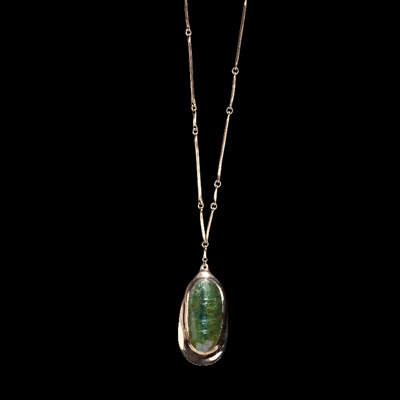 Green Kyonite Cast Line Pendant Necklace