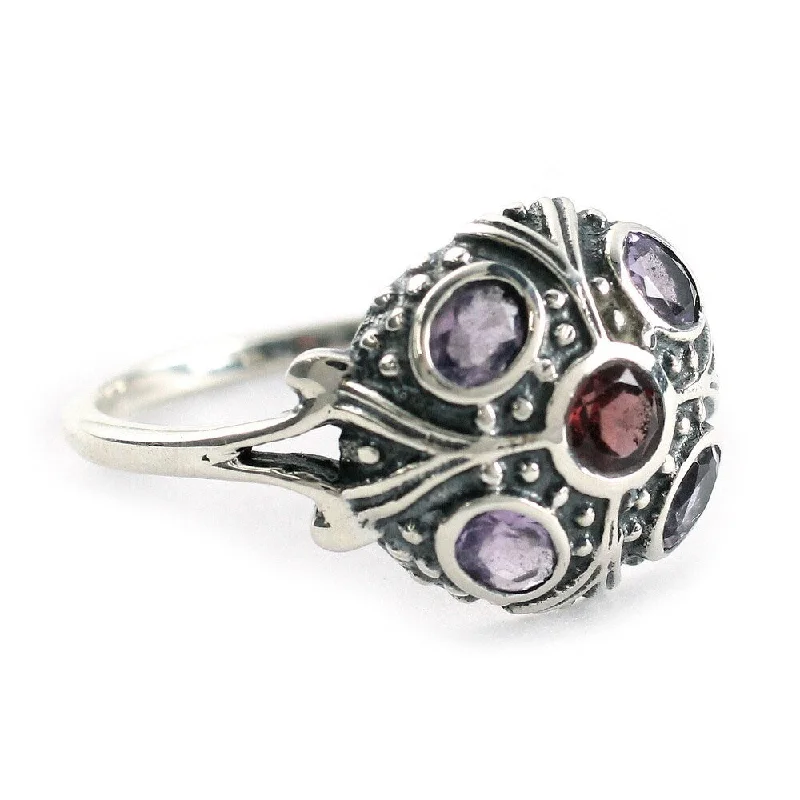 Handmade Enthralling Jaipur Amethyst and Garnet Cocktail Sterling Silver Ring (India)