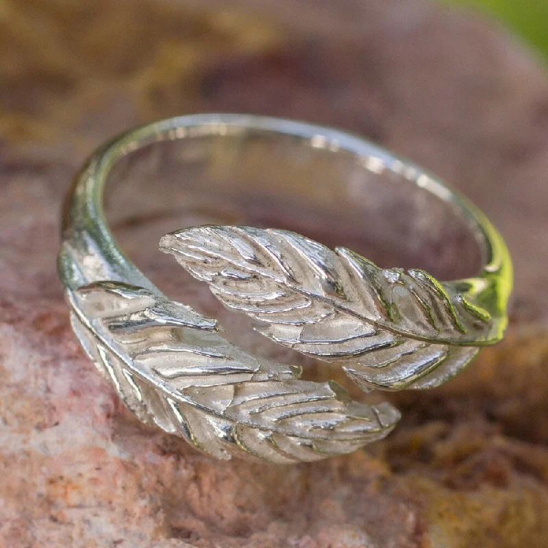 Handcrafted Sterling Silver 'Flight' Wrap Ring (Mexico)