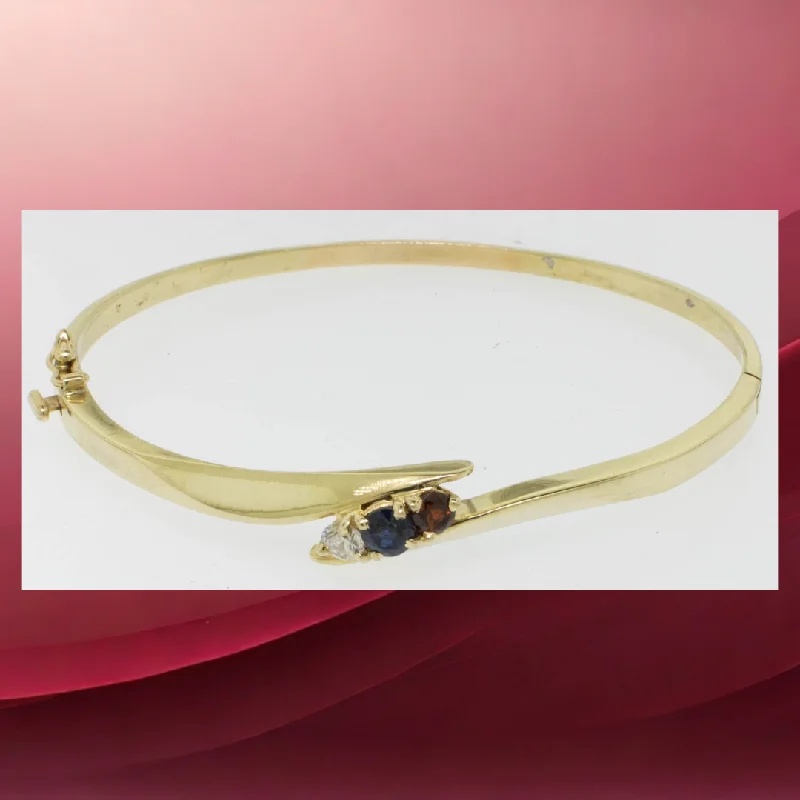 14K Yellow Gold 7.5" Bangle Bracelet w Garnet, Sapphire and Diamond (Preowned)