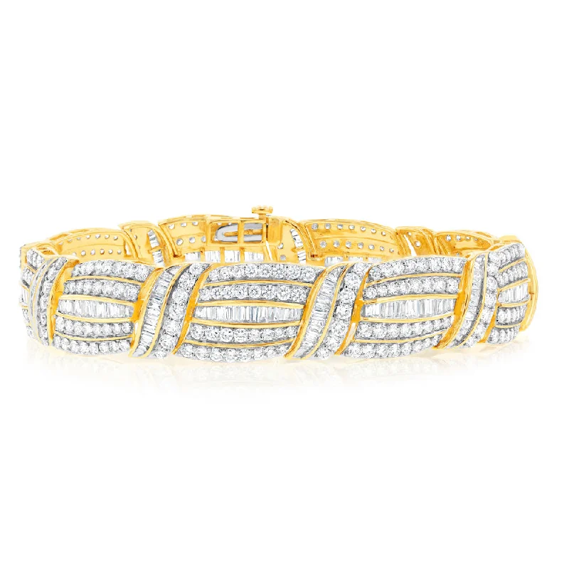 Luminesce Lab Grown 10.10 Carat Brilliant Cut Diamond Bracelet In 9ct Yellow Gold