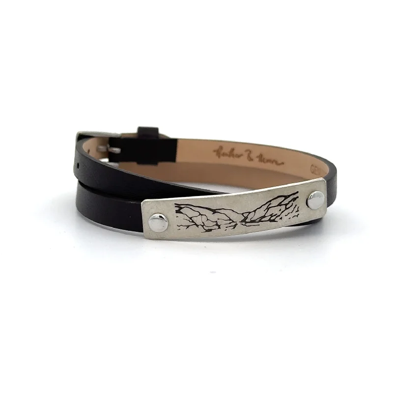 Leather Rivet Gorge ID Tag Bracelet